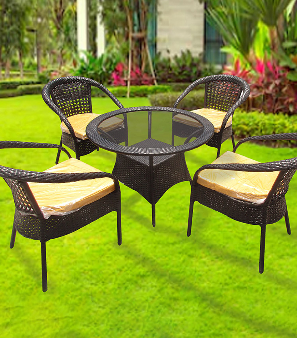 4 + 1 Patio Table & Sets